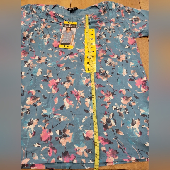 Nicole Miller - Blue Floral Top - S - Picture 3 of 4